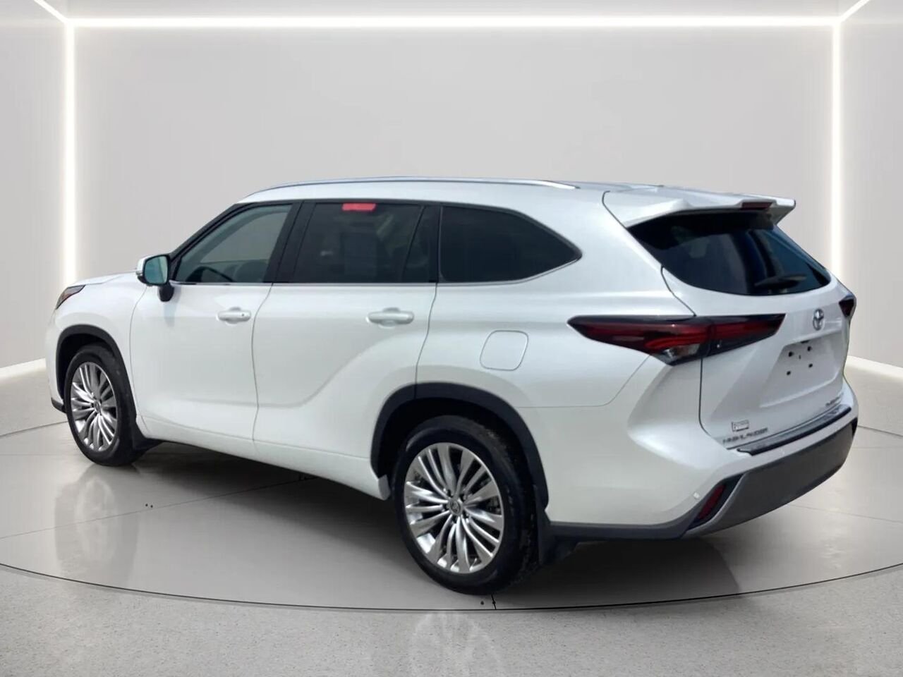 2025 TOYOTA HIGHLANDER LIMITED AWD White Gatineau - photo #2