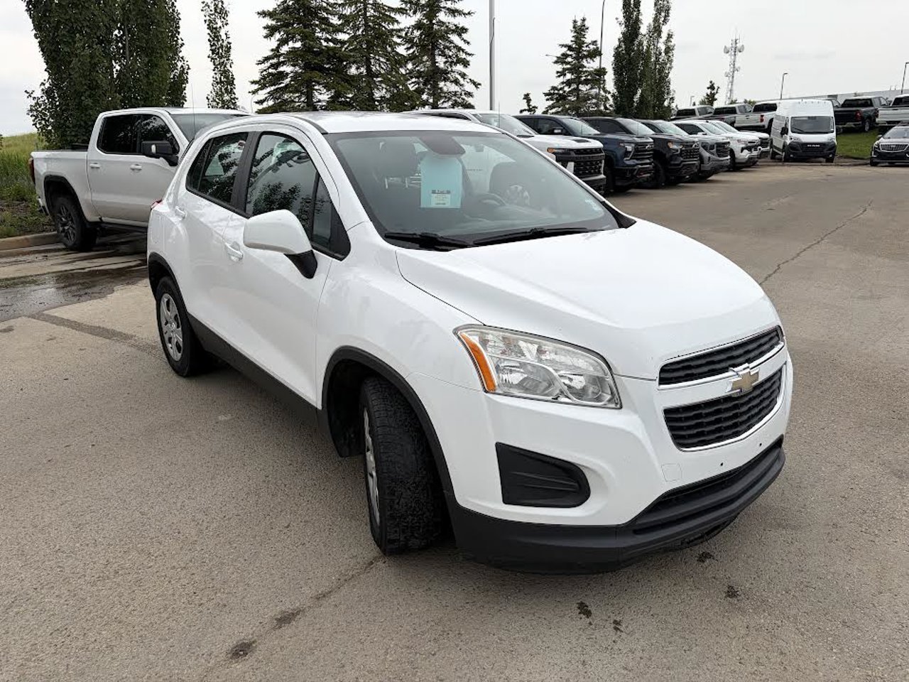 2015 Chevrolet Trax FWD 4dr LS White Sherwood Park - photo #1