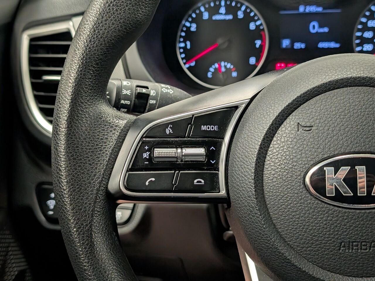 2021 Kia Seltos AWD LX Bas Kilométrage Sièges Chauffants Grey Sherbrooke - photo #19