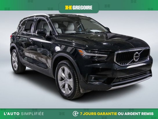 2022 Volvo XC40 2022 Black