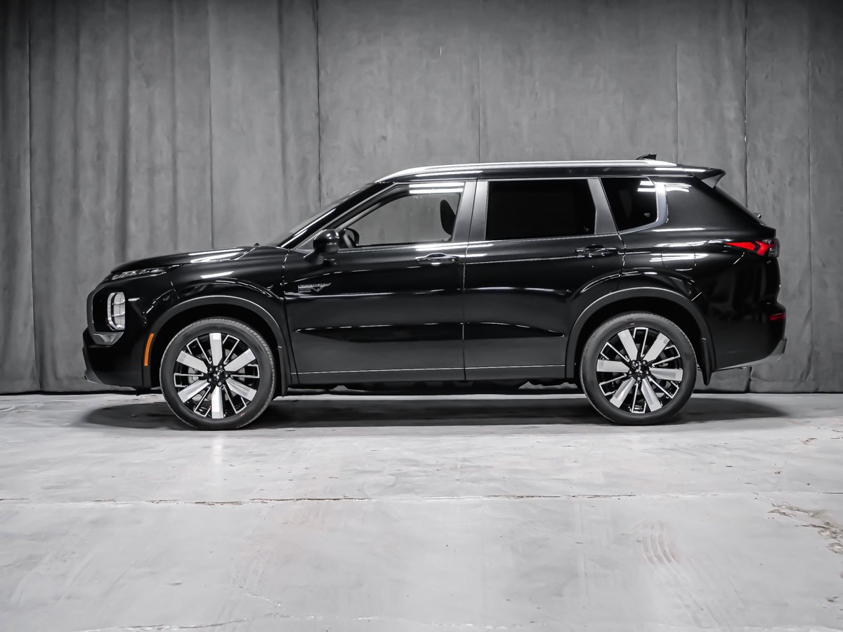 2026 Mitsubishi Outlander Plug-In Hybrid GT Black Diamond Premium Finish Montreal - photo #2