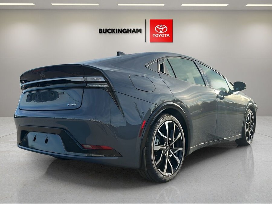 TOYOTA Prius hybride branchable 2026 2026 Argent incisif