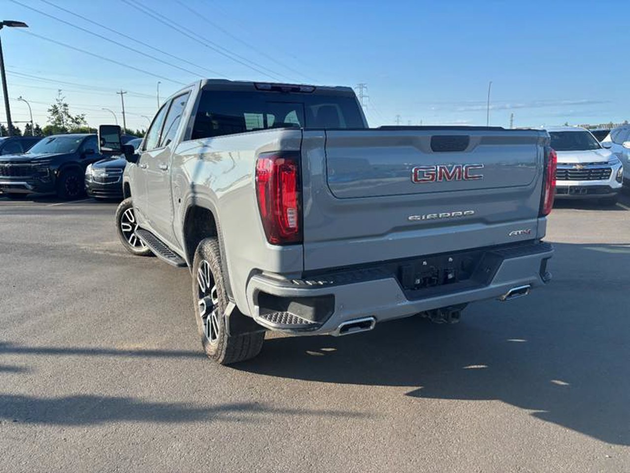 2024 GMC Sierra 1500 4WD Crew Cab 147 AT4 Grey Sherwood Park - photo #2