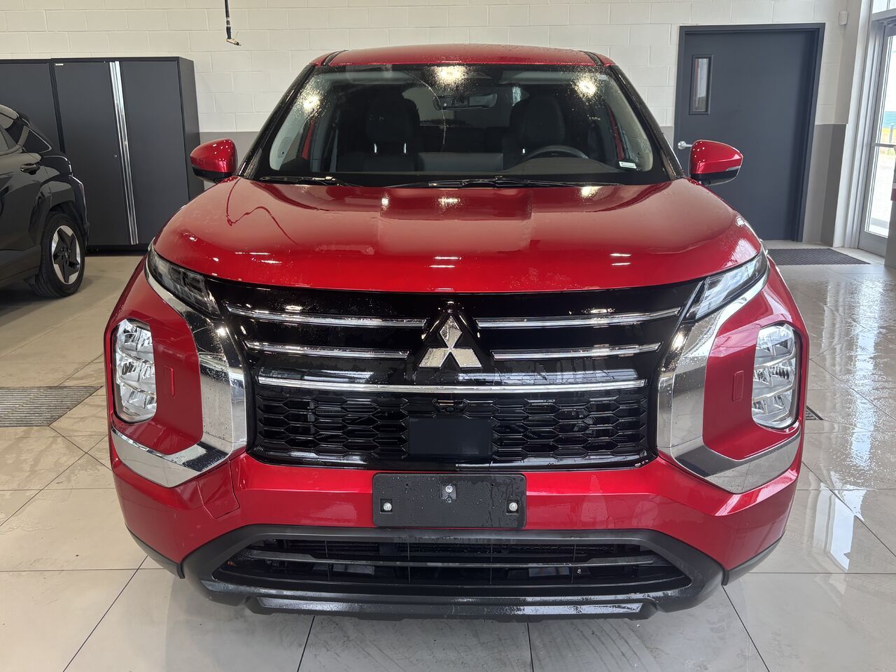 Mitsubishi Outlander 2025