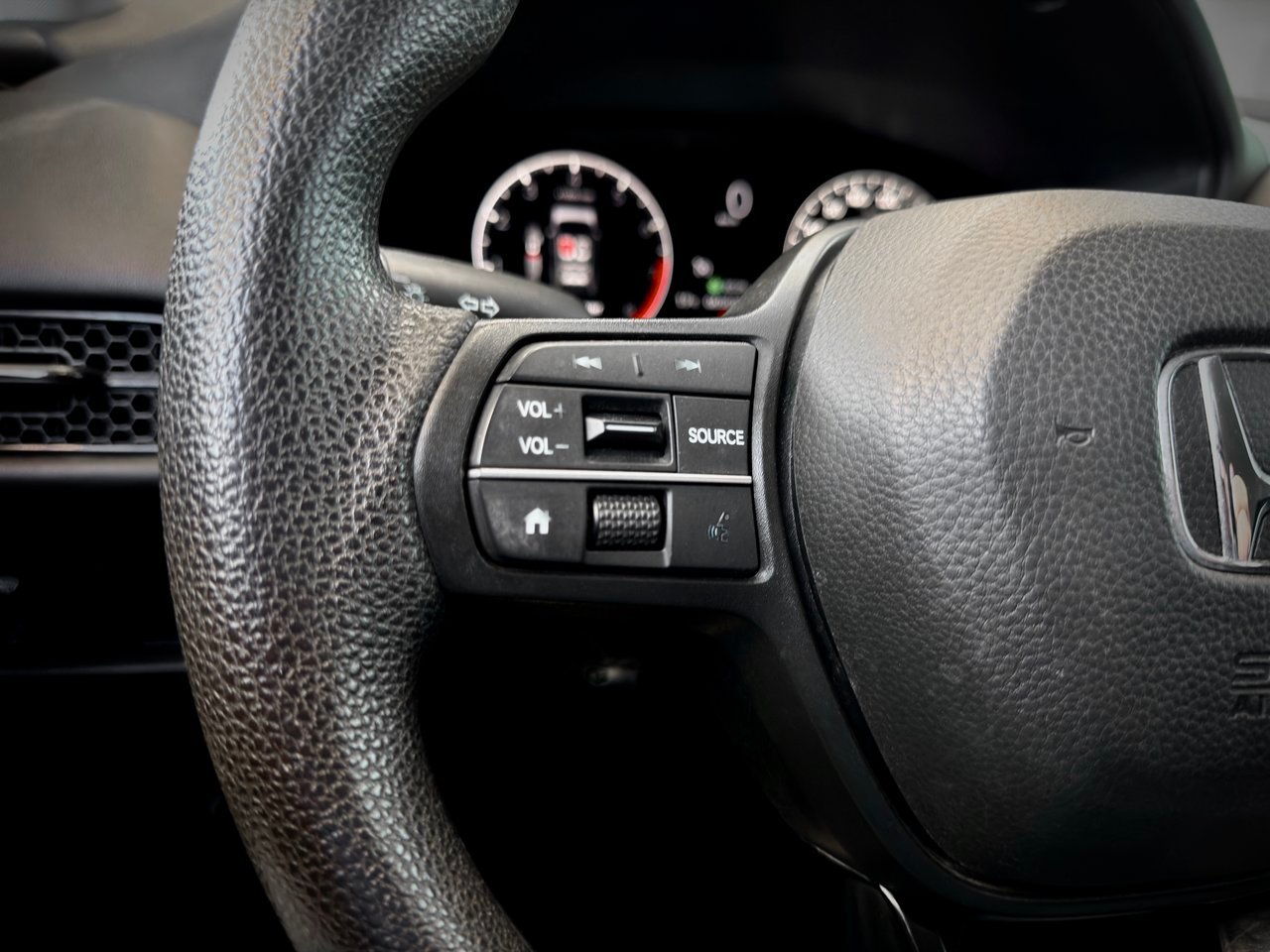 2024 Honda HR-V Black Notre-Dame-des-Prairies - photo #20