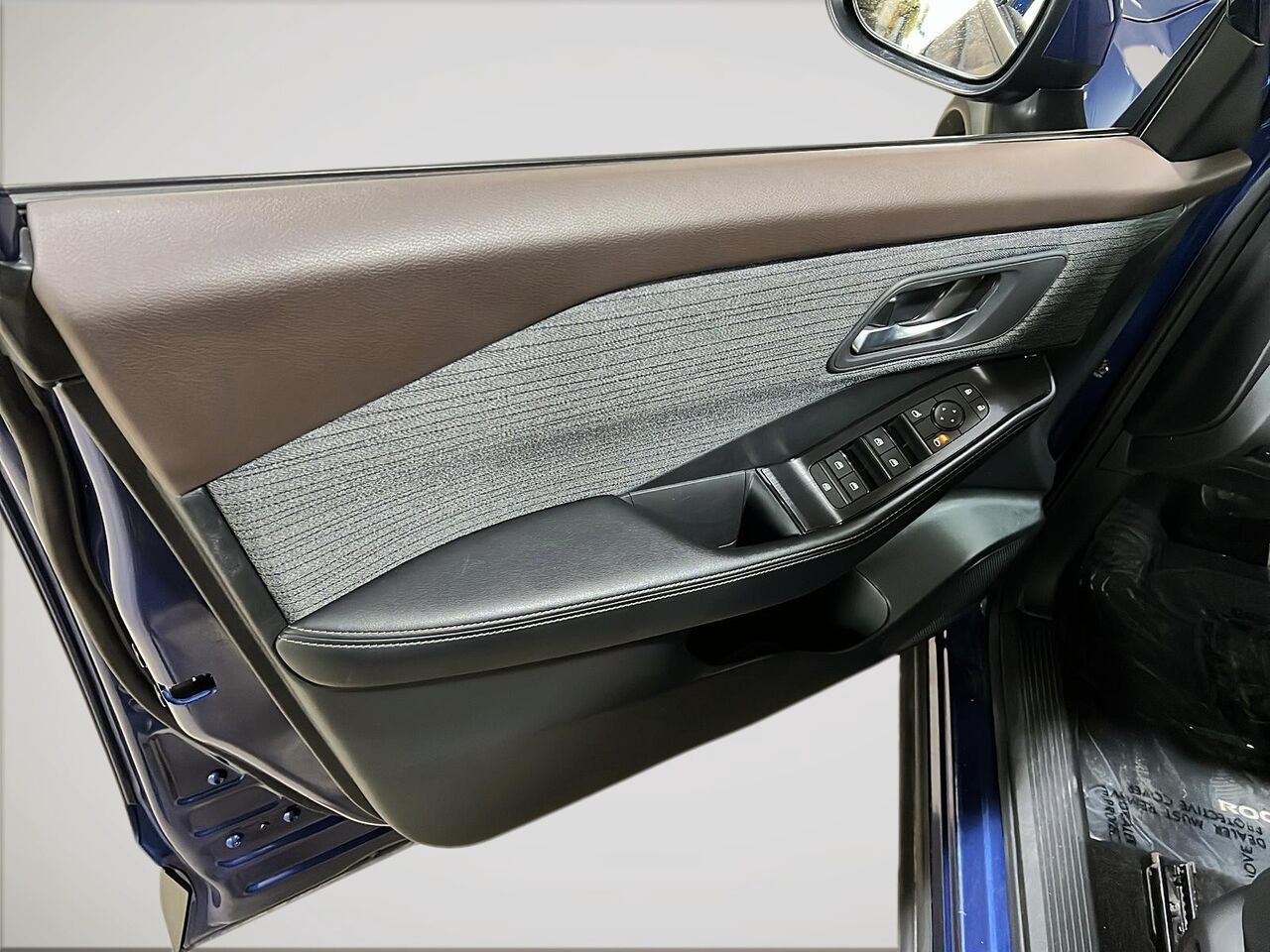 2023 Nissan Rogue SV TI Blue Québec - photo #10