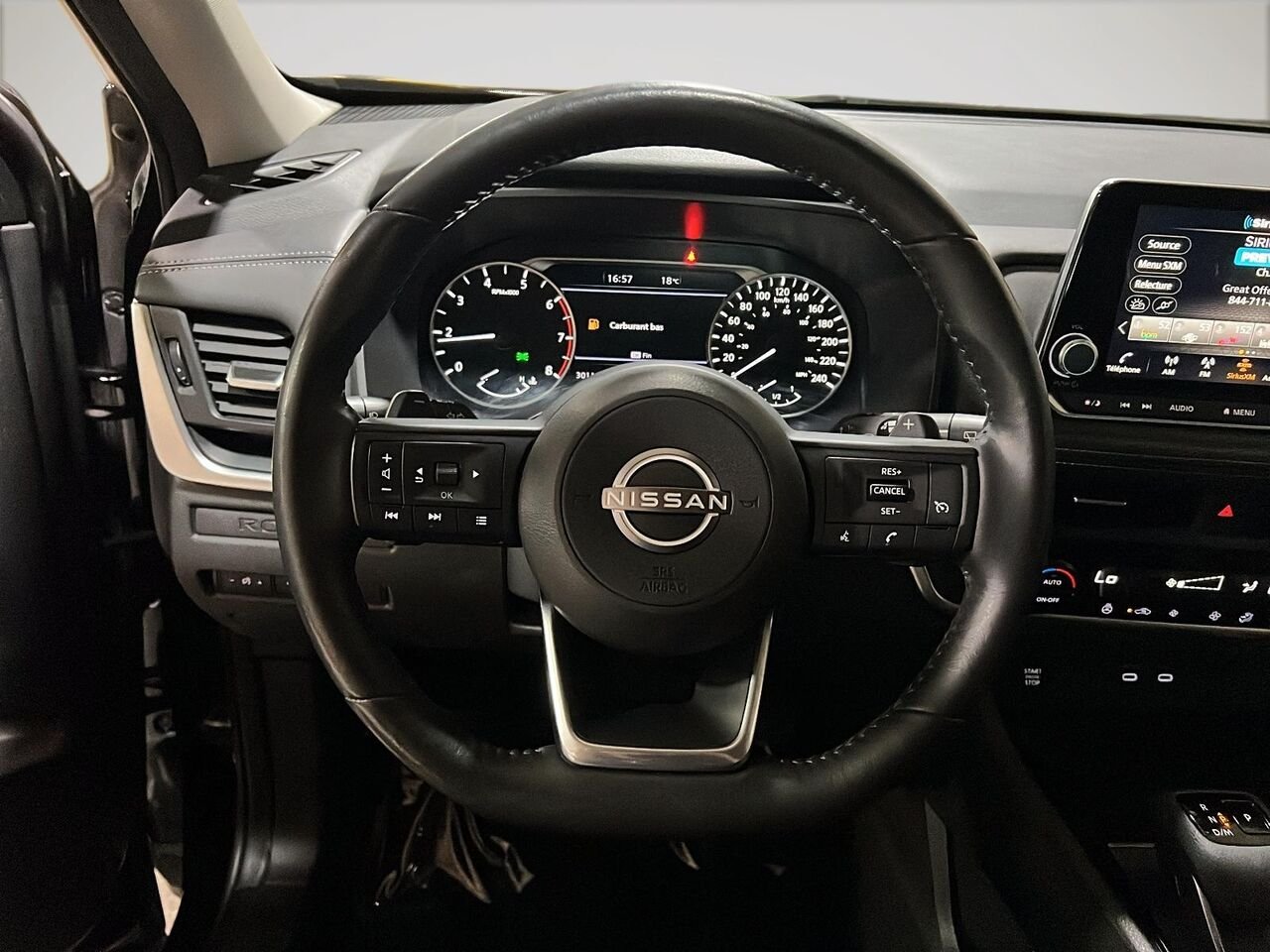 2024 Nissan Rogue S Black Québec - photo #11