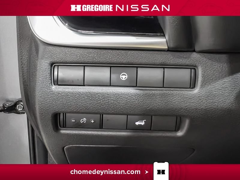 2023 Nissan Rogue Grey Laval - photo #14