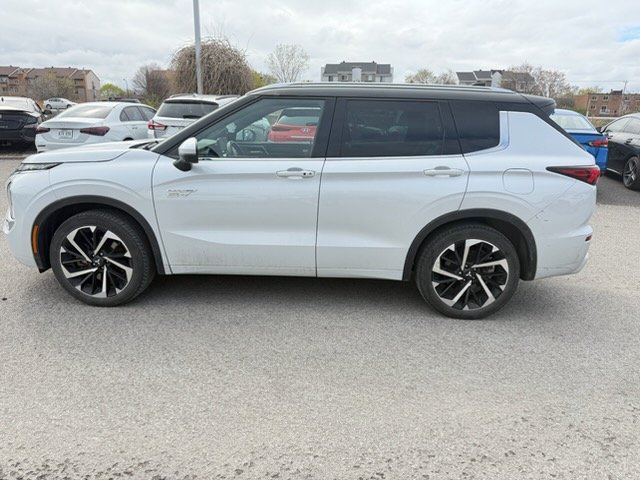 Mitsubishi Outlander PHEV GT S-AWC-CUIR-TOIT PANO-SIÈGES ET VOLANT CHAUFFANTS 2023 Blanc
