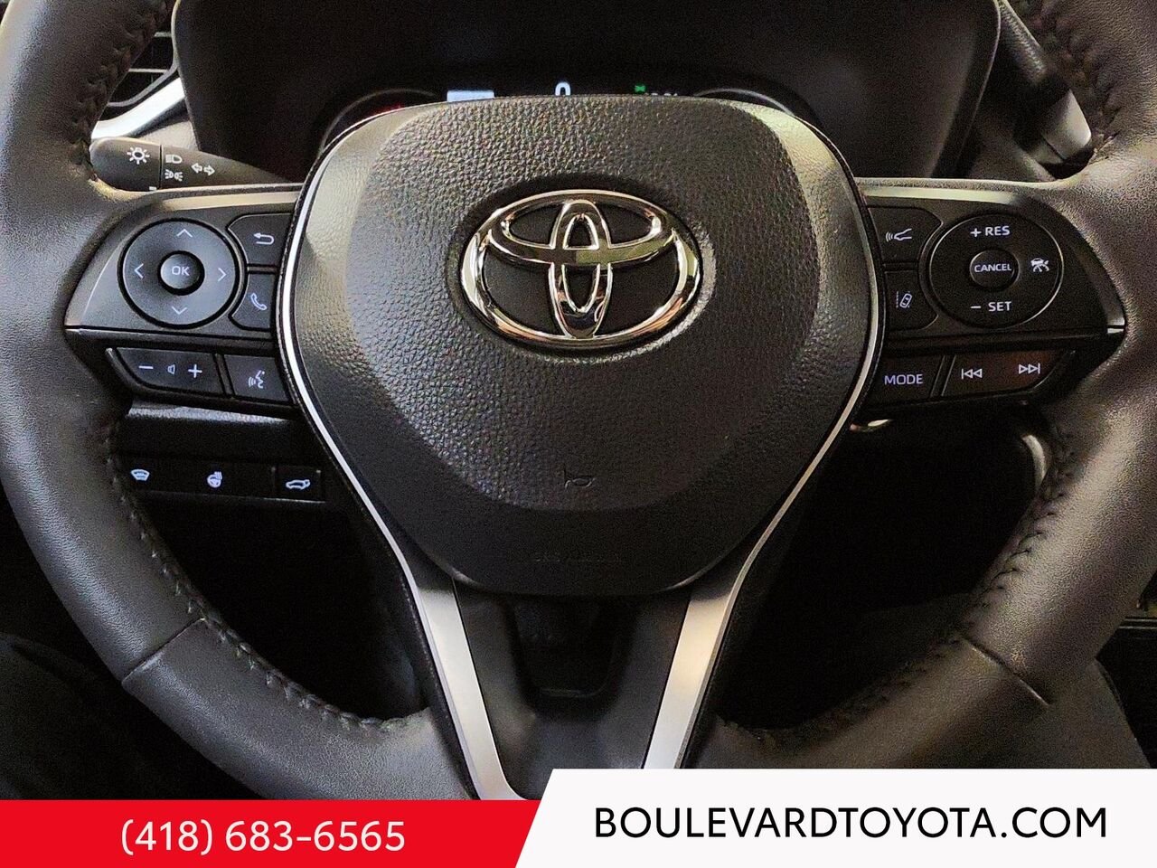 Toyota RAV4 99855A-135 | XLE, AWD 2025 Gris Québec - photo #11