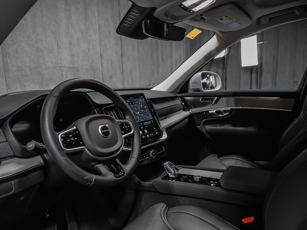 2026 Volvo XC90 B6 ULTRA BRIGHT HARMAN KARDON AFFICH. TÊTE HAUTE Grey Montreal - photo #5