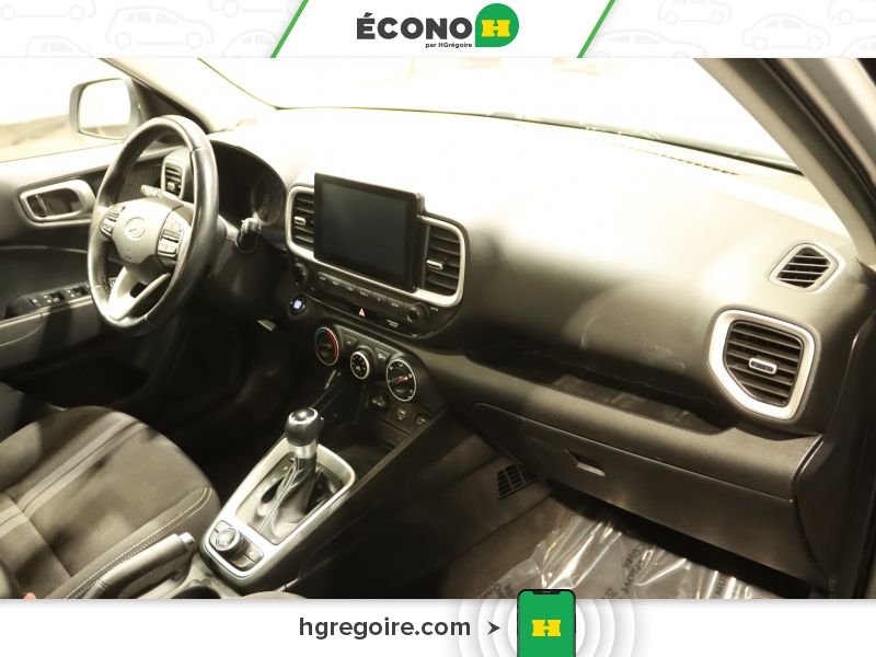 2021 Hyundai Venue Silver Saint-Eustache - photo #24