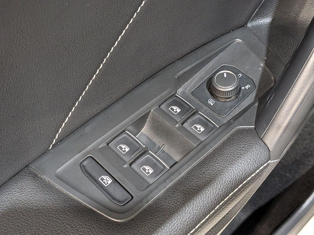 Volkswagen Tiguan Comfortline 4MOTION 2024 Noir Val-David - photo #34