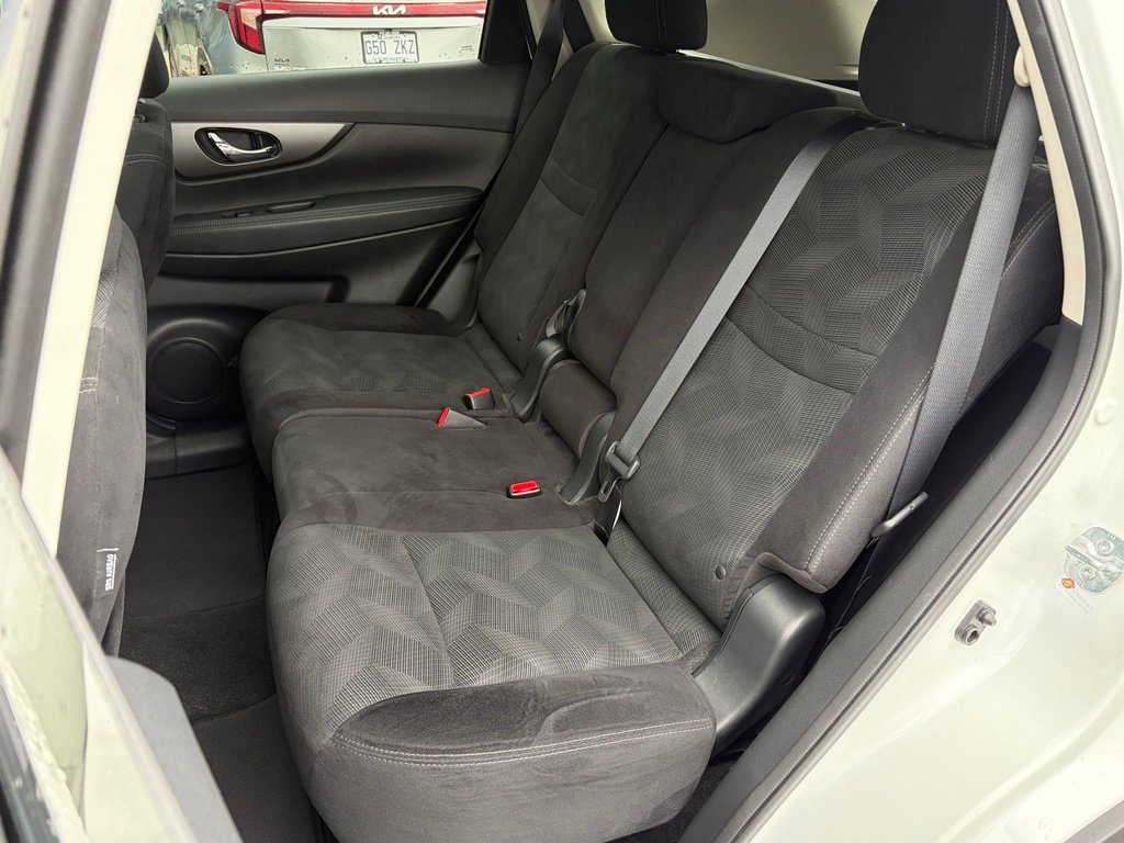 2015 Nissan Rogue White Gatineau - photo #16