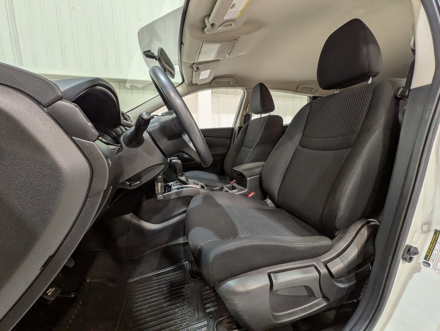 2019 Nissan Qashqai White
