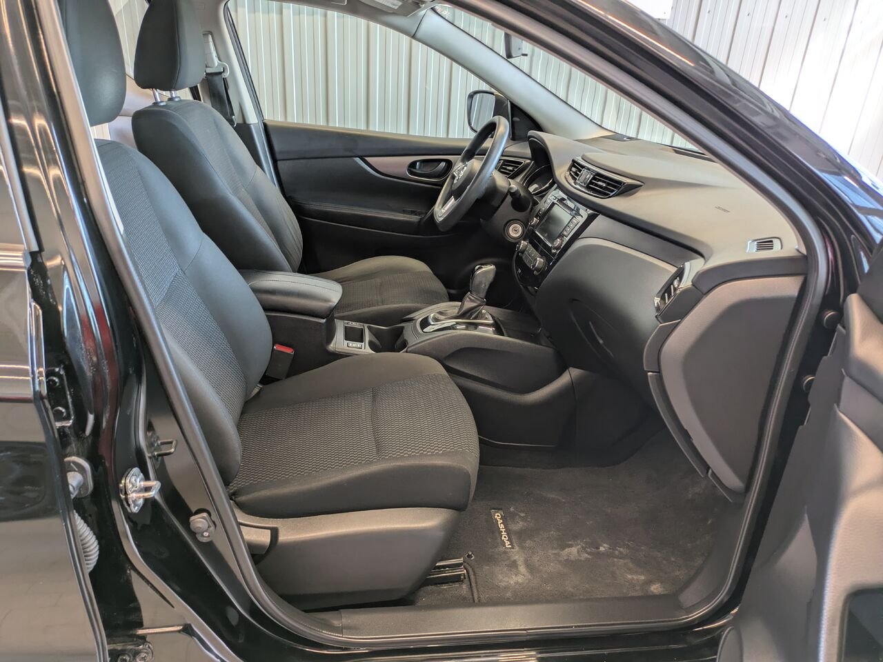 2021 Nissan Qashqai Black Gatineau - photo #14
