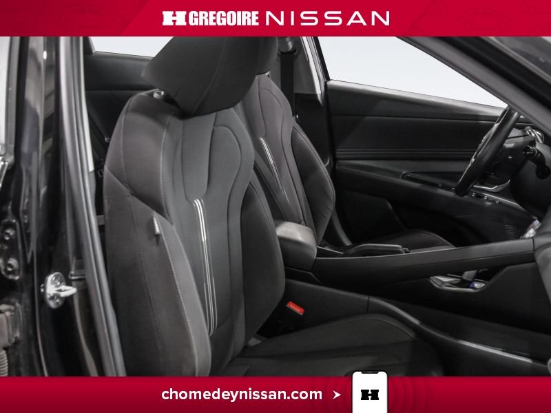 Hyundai Elantra CF7190 | Preferred * Caméra * Bluetooth * Cruise * 2023 Noir Laval - photo #23