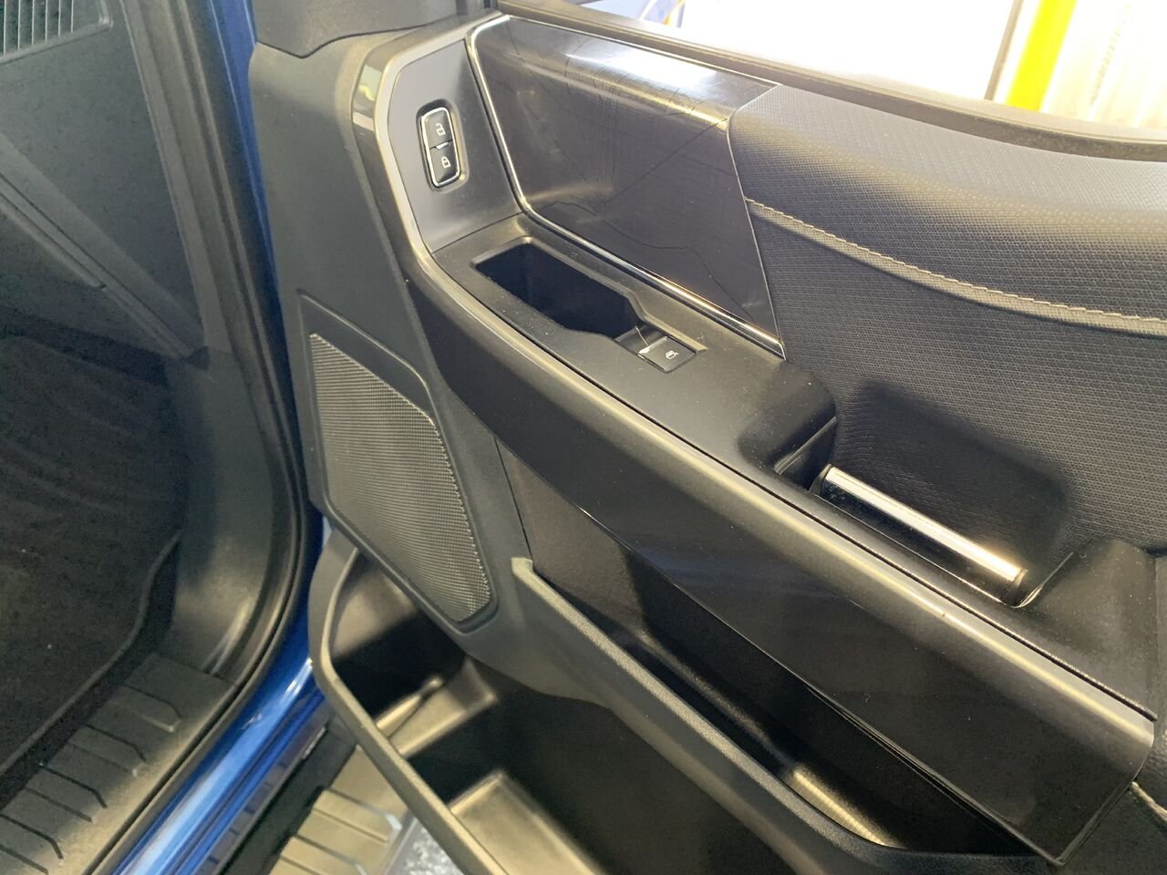 Ford F-150 SUPERCREW XLT 2023 Bleu Saint-Eustache - photo #22