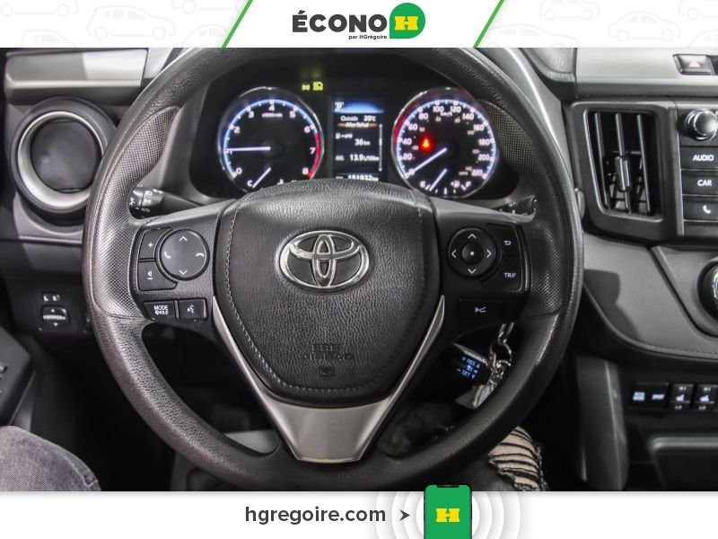 Toyota Rav 4 2018 Rouge Blainville - photo #13