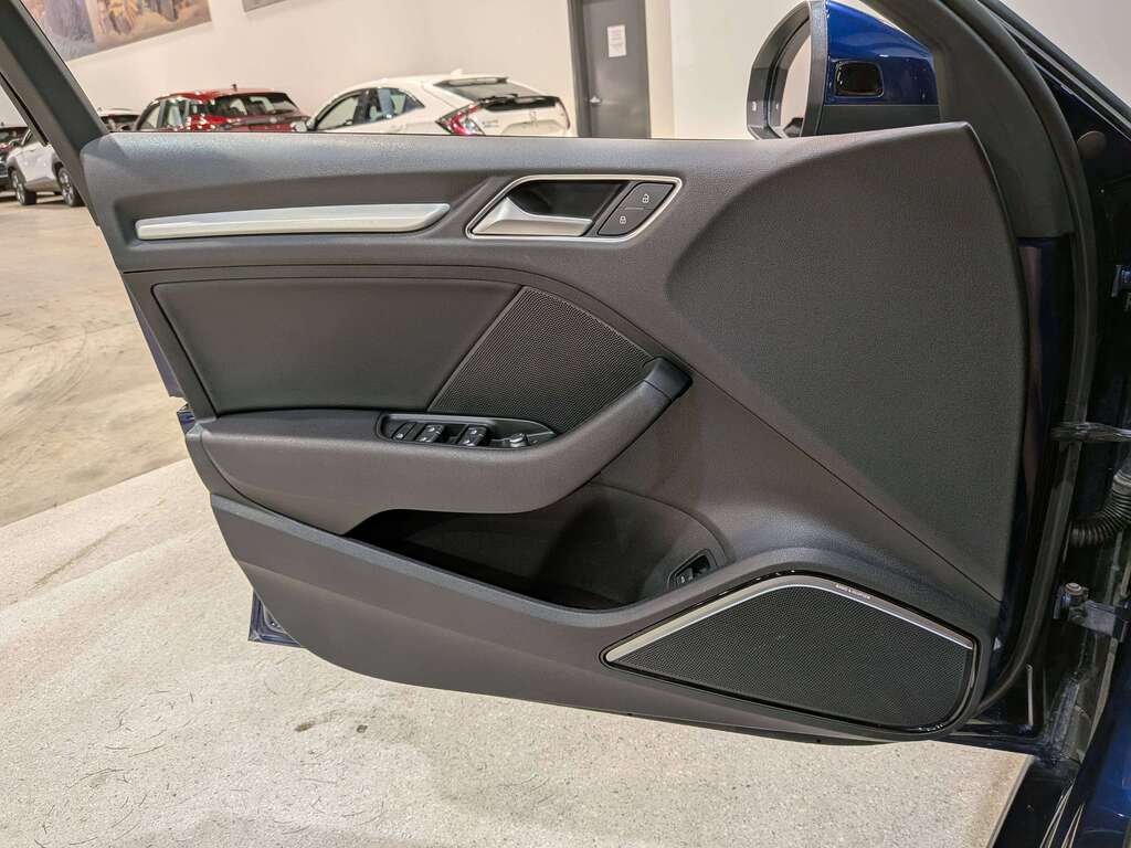 Audi S3 Sedan 2018 Bleu Val-David - photo #33
