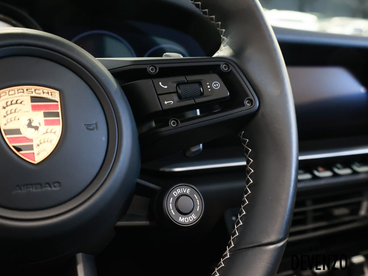2023 Porsche 911 Blue Saint-Eustache - photo #12
