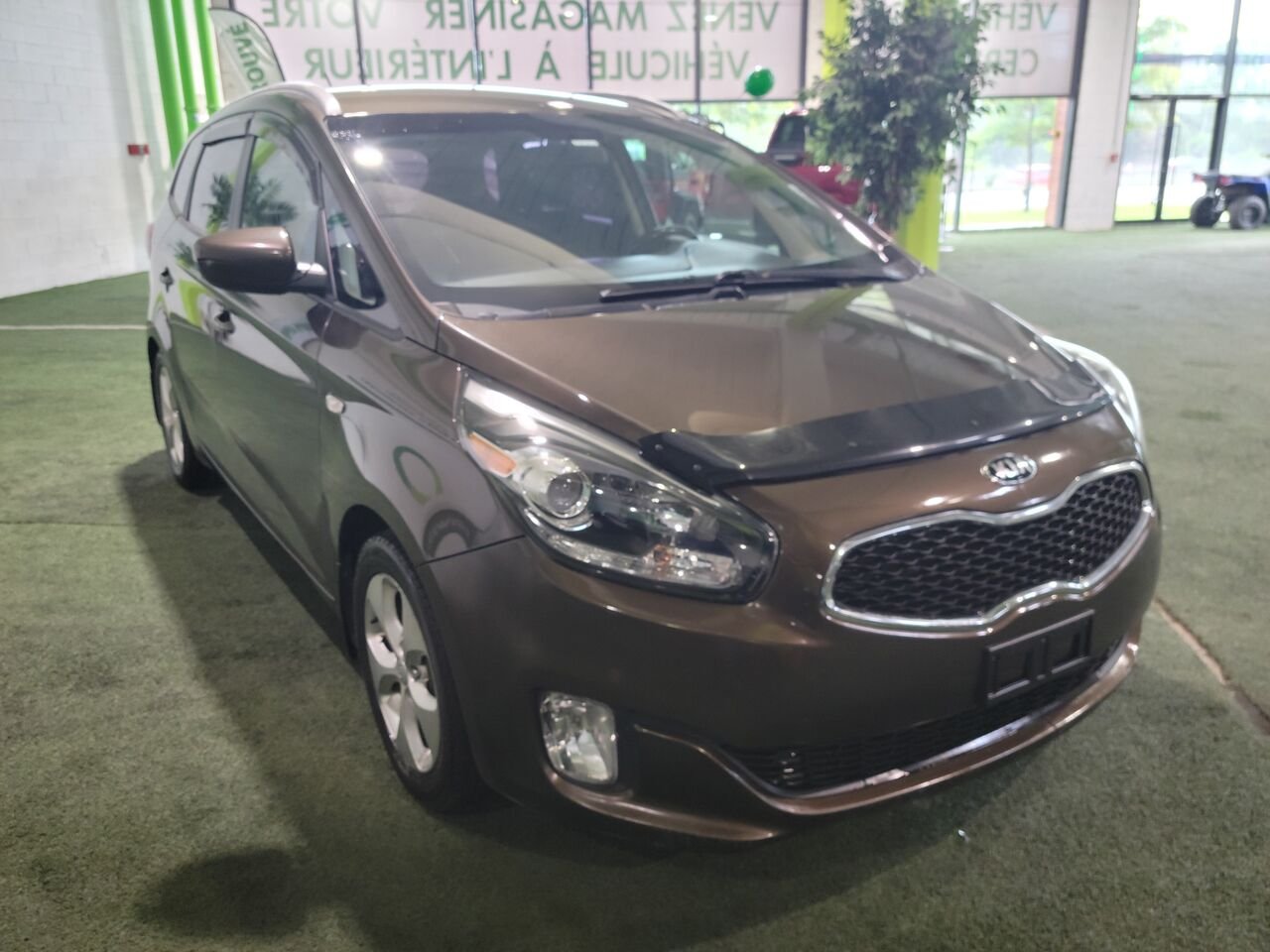 2015 Kia Rondo Brown  - photo #7
