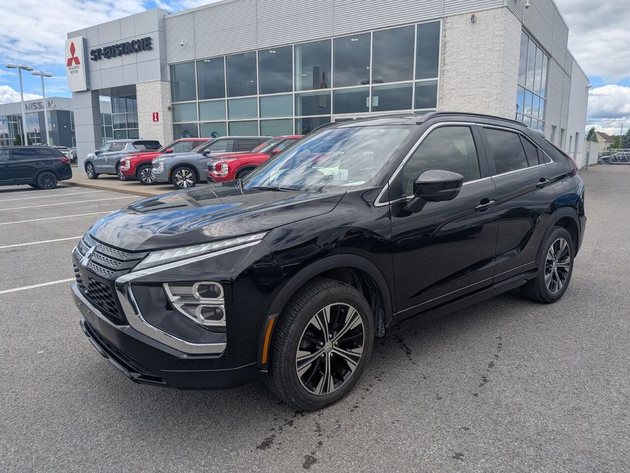 Mitsubishi Eclipse Cross GT S-AWC-CUIR-TOIT PANO-SIÈGES ET VOLANT CHAUFFANTS 2022 Noir