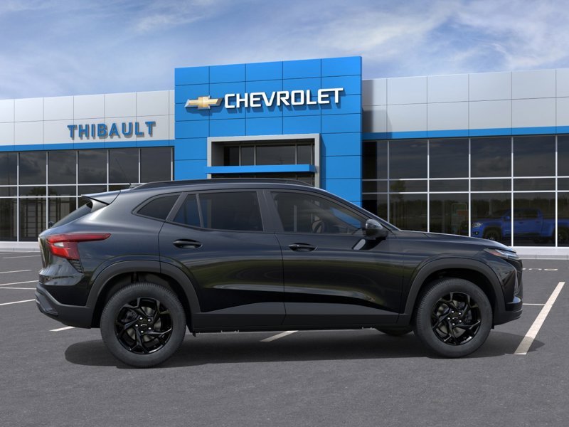 2026 CHEVROLET Trax Traction avant 4 portes LT MOSAIC BLACK METALLIC Sherbrooke - photo #4