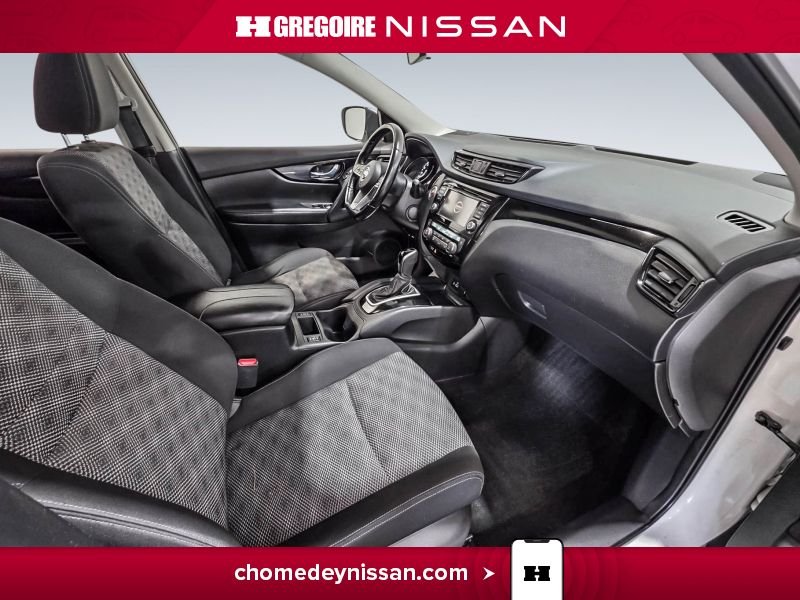 Nissan Qashqai CL6807 | SV * Toit * Mag * Caméra * Bluetooth * 2020 Blanc Laval - photo #23
