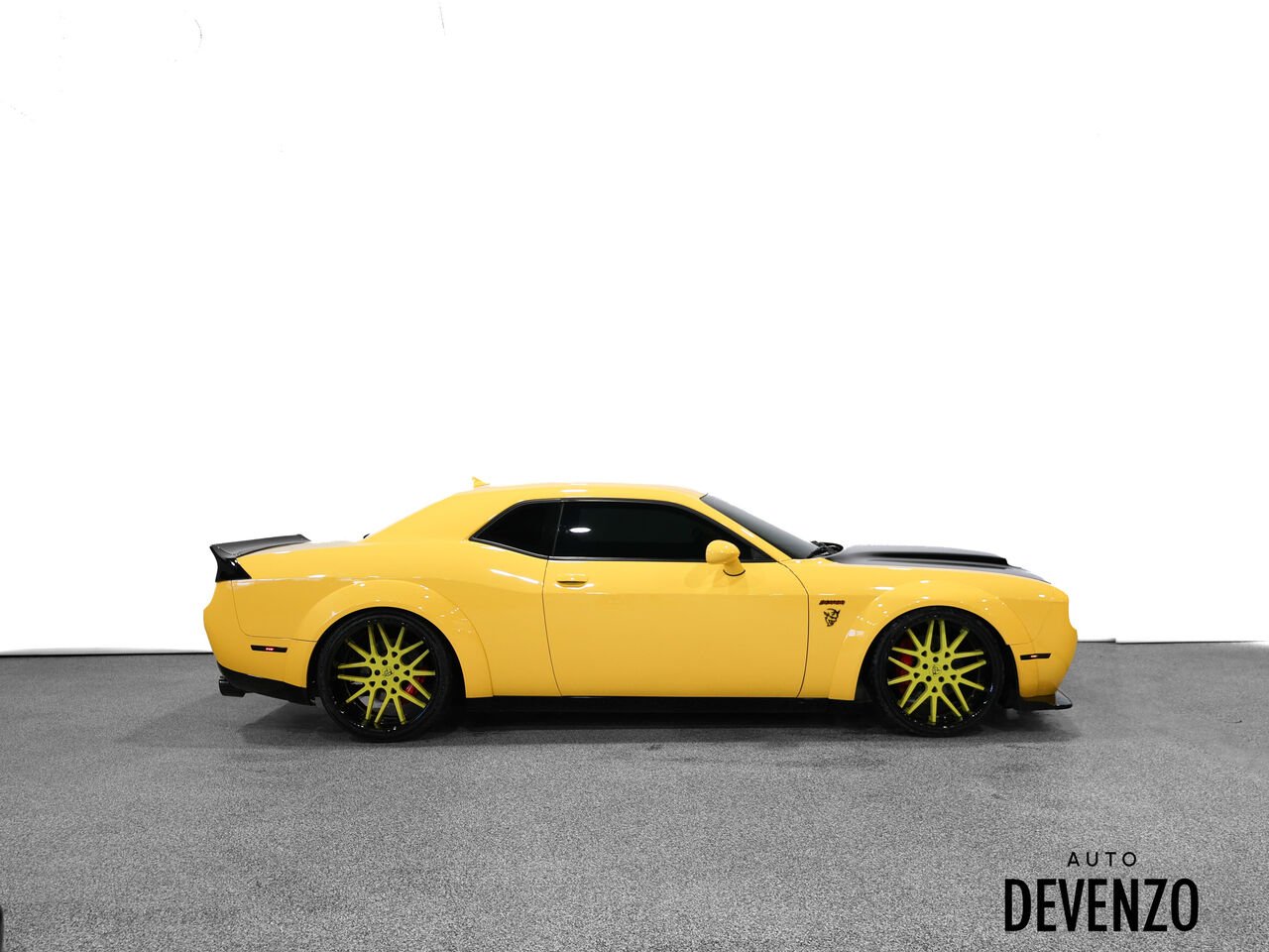 Dodge Challenger 2018 Jaune Saint-Eustache - photo #1