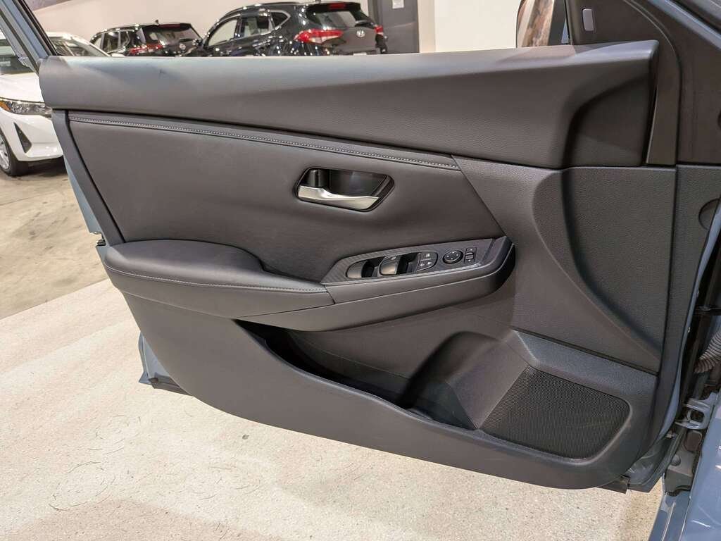 2024 Nissan Sentra SV CVT Grey Val-David - photo #31