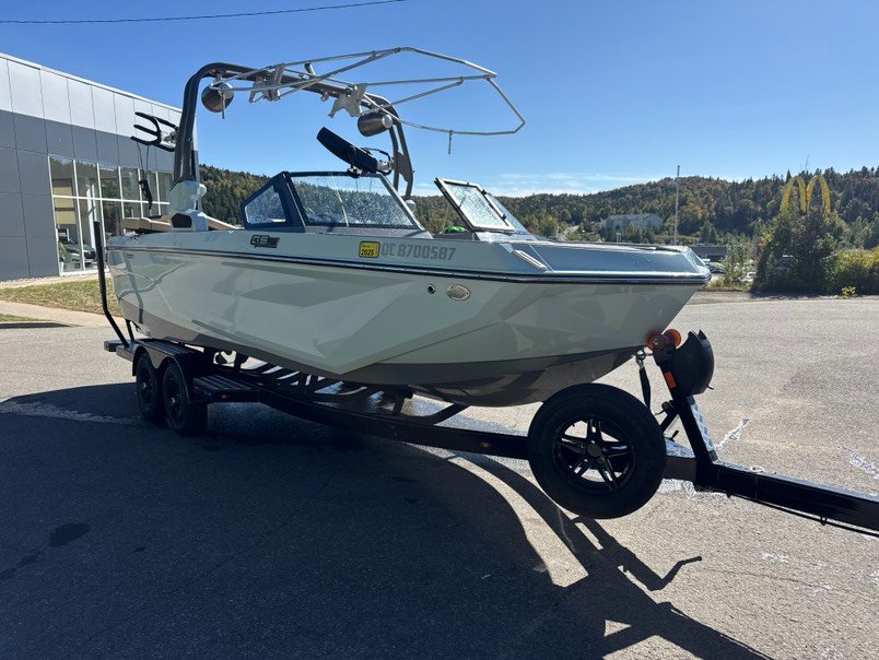 2023 SUPER NAUTIQUE GS22 Beige Ste-Agathe des Monts - photo #2