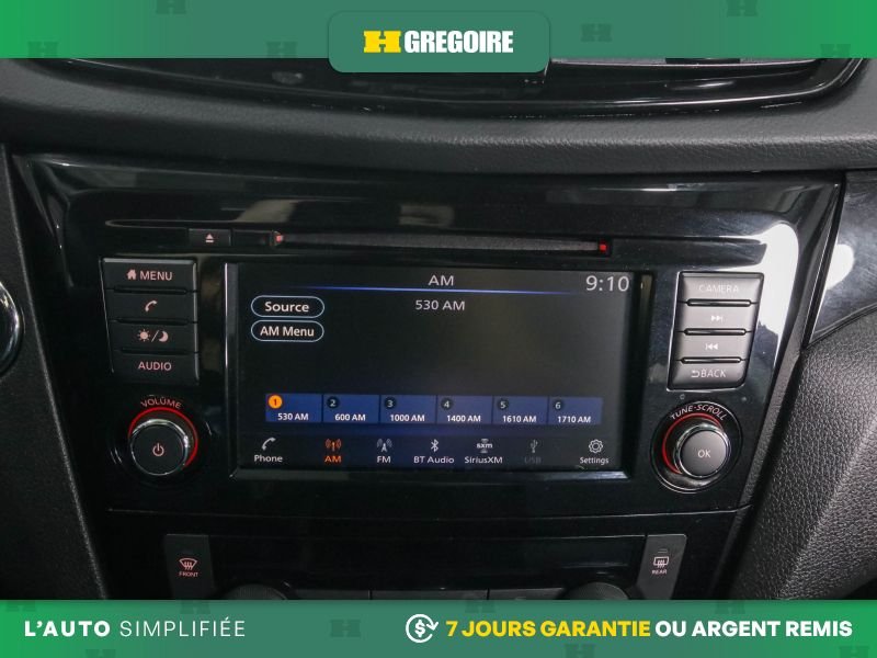 2021 Nissan Qashqai Red Laval - photo #11
