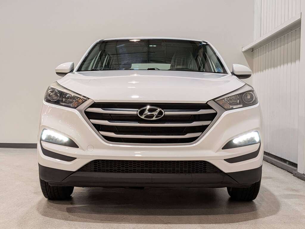 Hyundai Tucson AWD 4dr 2.0L 2017 Blanc Val-David - photo #1