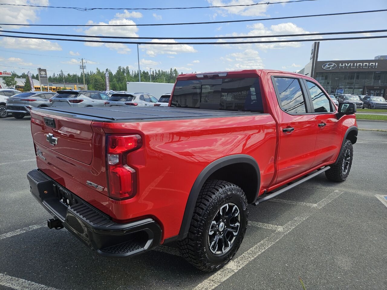 2026 Chevrolet Silverado 1500 ZR2 cabine multiplace 4RM 147 po Red Thetford Mines - photo #3