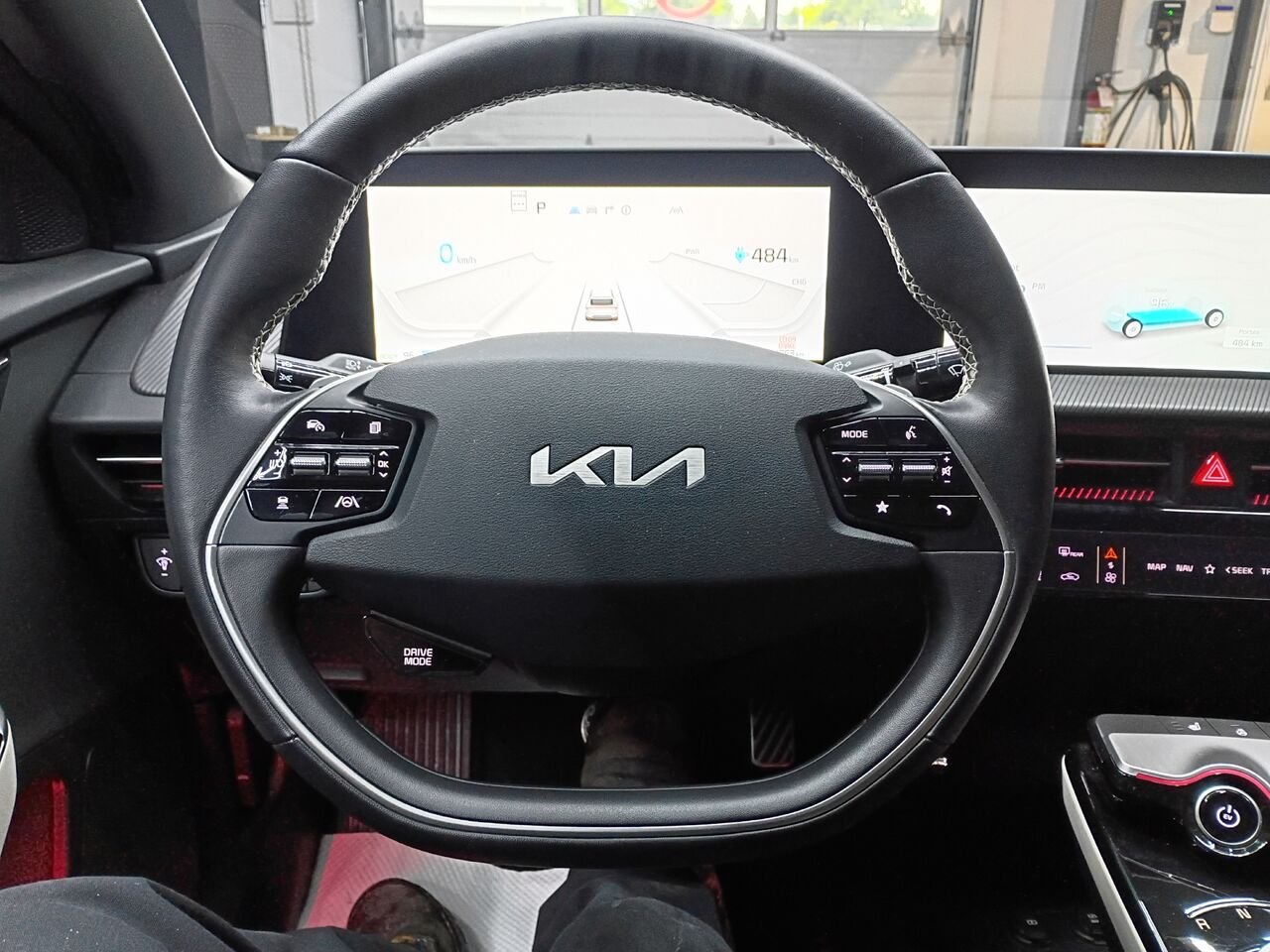 Kia EV6 2024 Rouge Blainville - photo #22