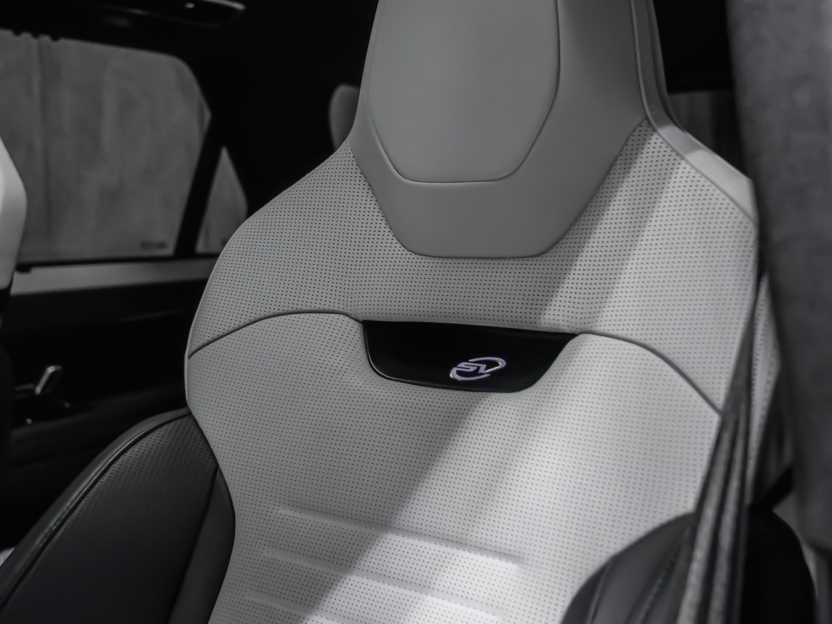 2024 Land Rover Range Rover Sport EDITION ONE SV Black Montreal - photo #43
