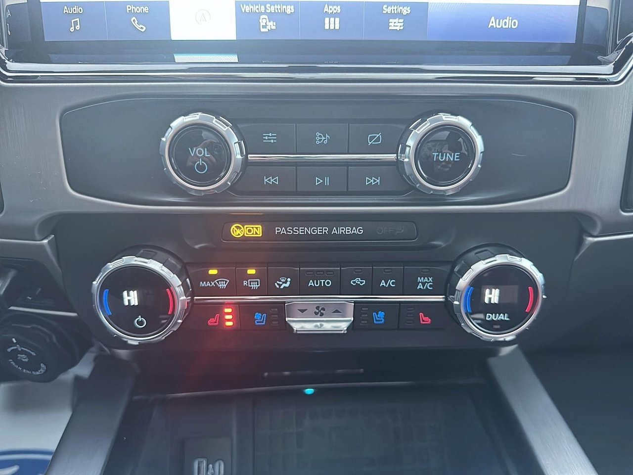 2022 Ford Super Duty F-250 SRW White Rouyn-Noranda - photo #17