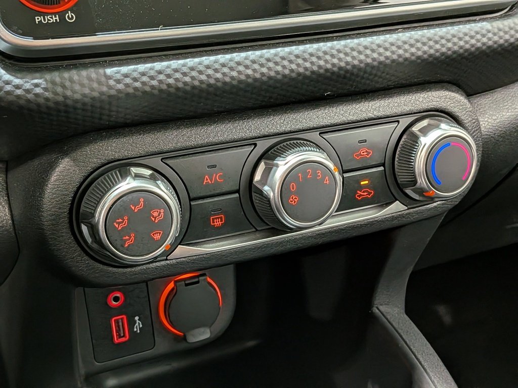 Nissan Kicks S FWD 2024 Noir Val-David - photo #22
