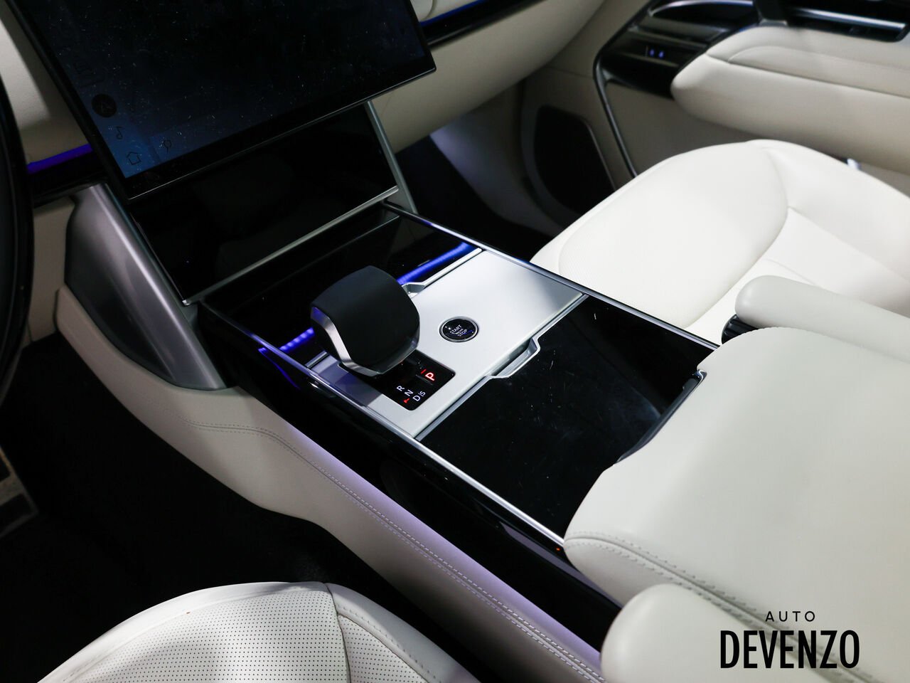 2024 Land Rover Range Rover Grey Saint-Eustache - photo #16