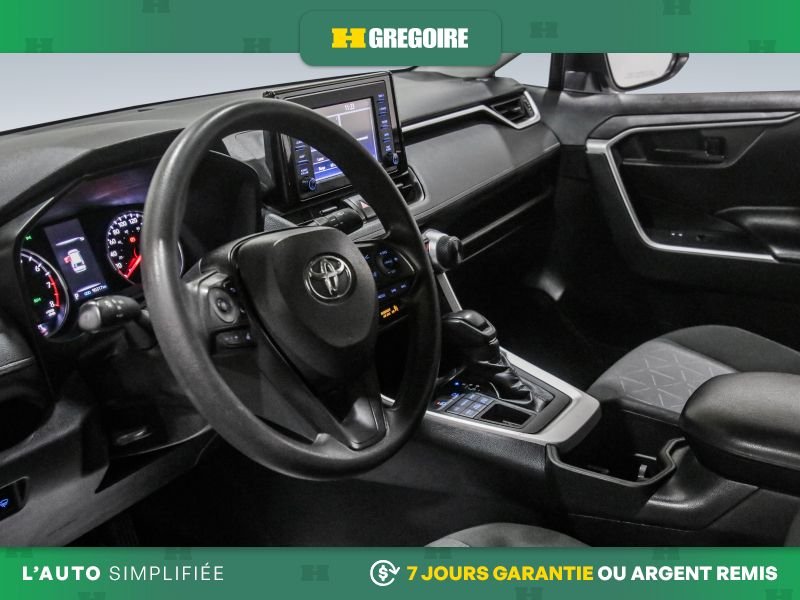 2022 Toyota Rav 4 White Laval - photo #11