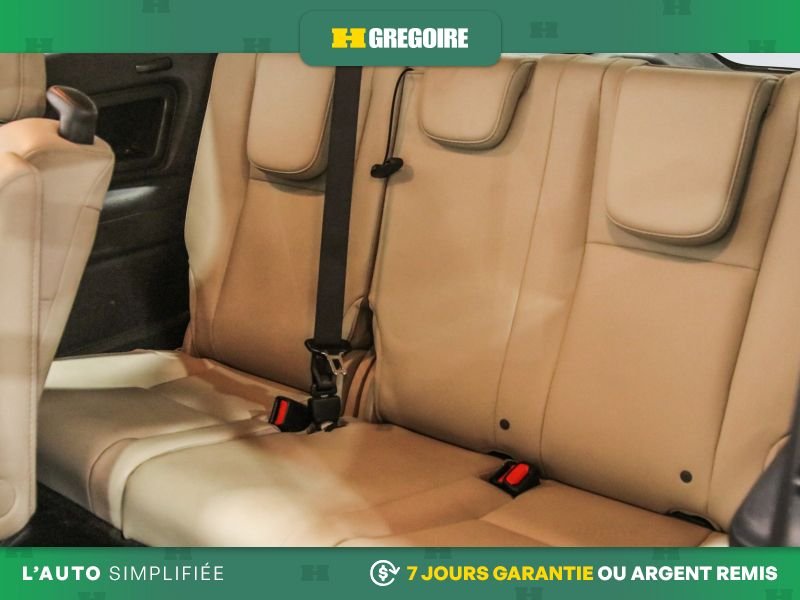 2019 Subaru Ascent White Saint-Eustache - photo #27