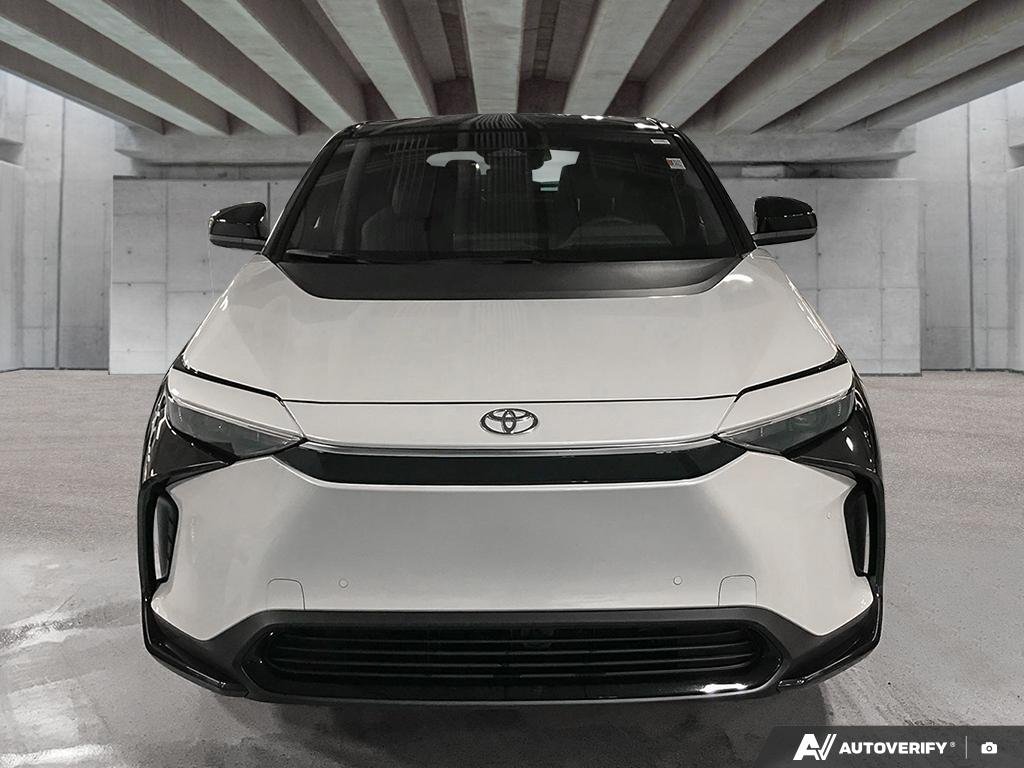 2025 Toyota bZ4X S2501170 | XLE White Edmonton - photo #1