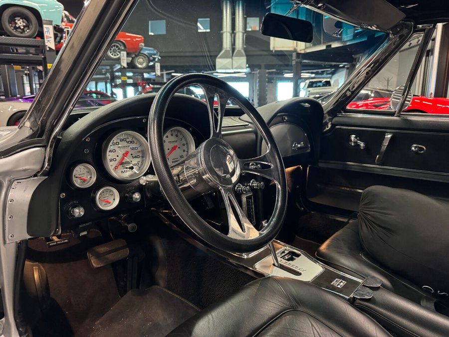 1965 Chevrolet Corvette 1965 Silver