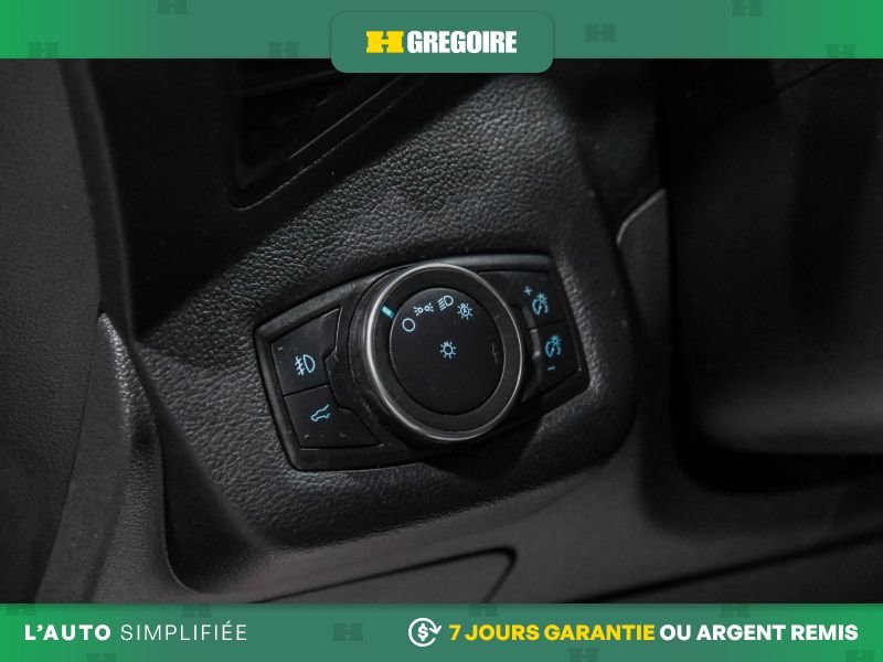 Ford Escape 2019 Blanc Laval - photo #16