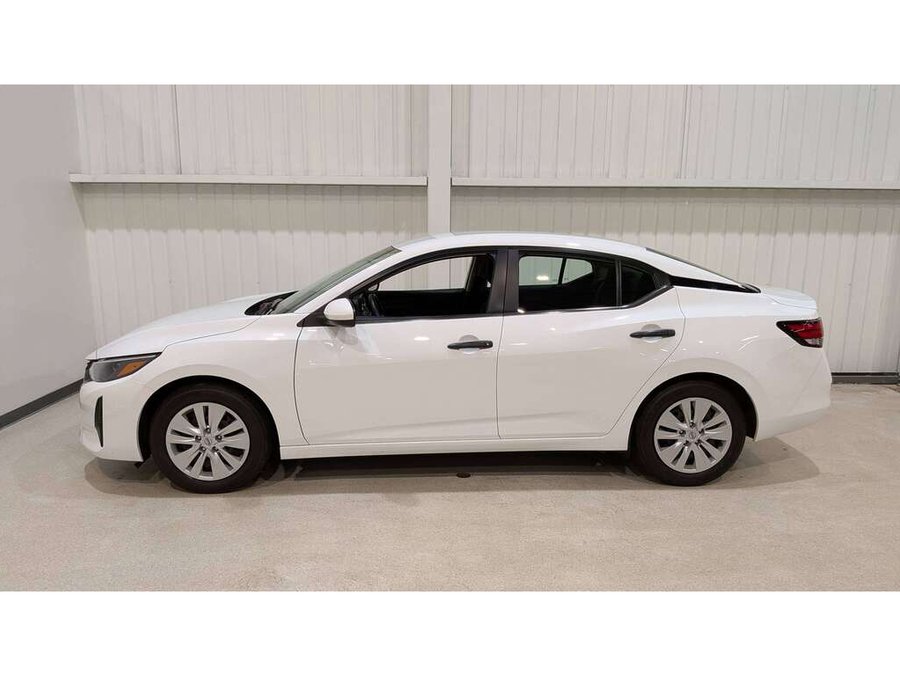 2024 Nissan Sentra White