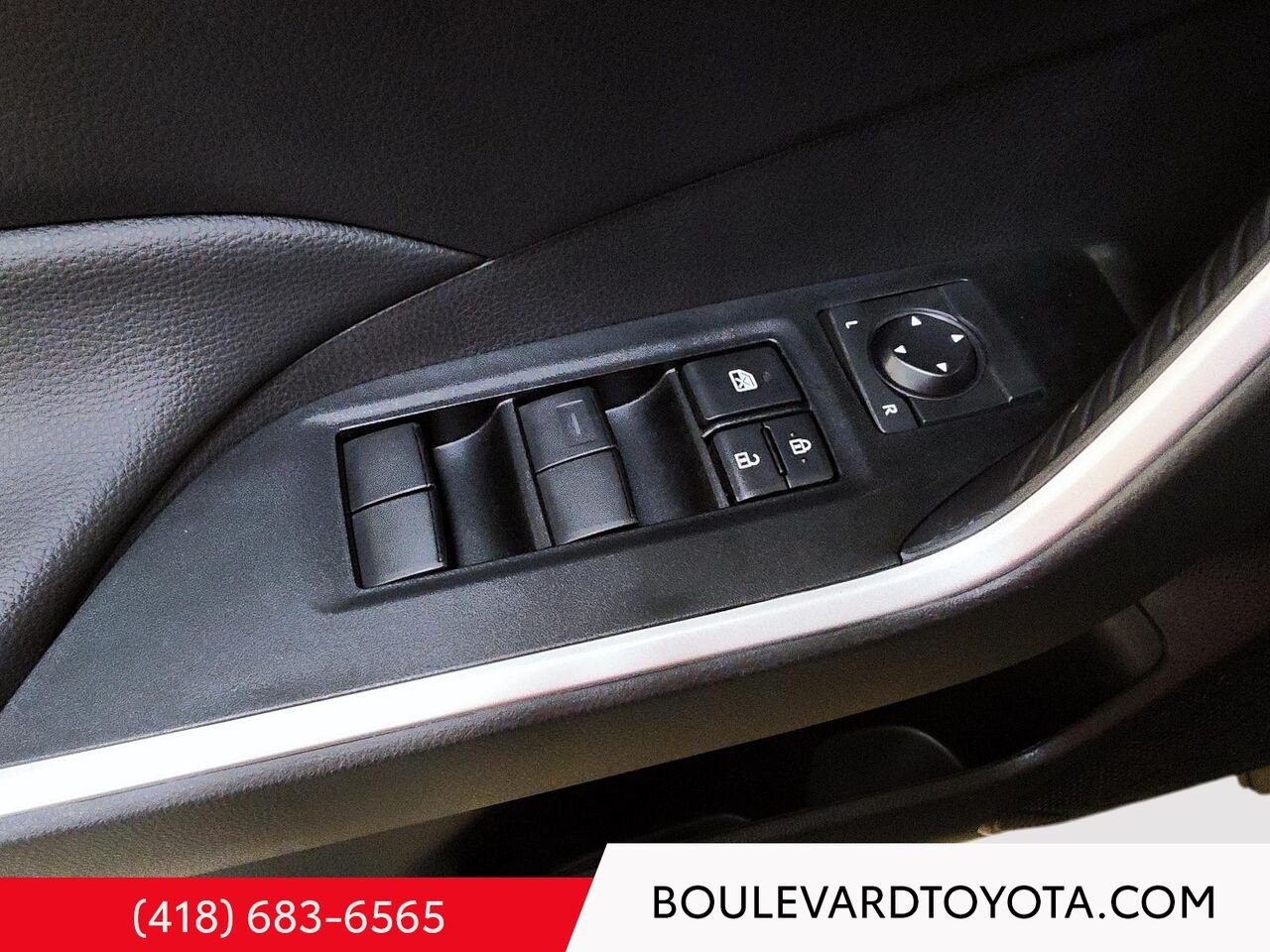 Toyota RAV4 100113A-103 | LE, AWD 2025 Gris Québec - photo #7