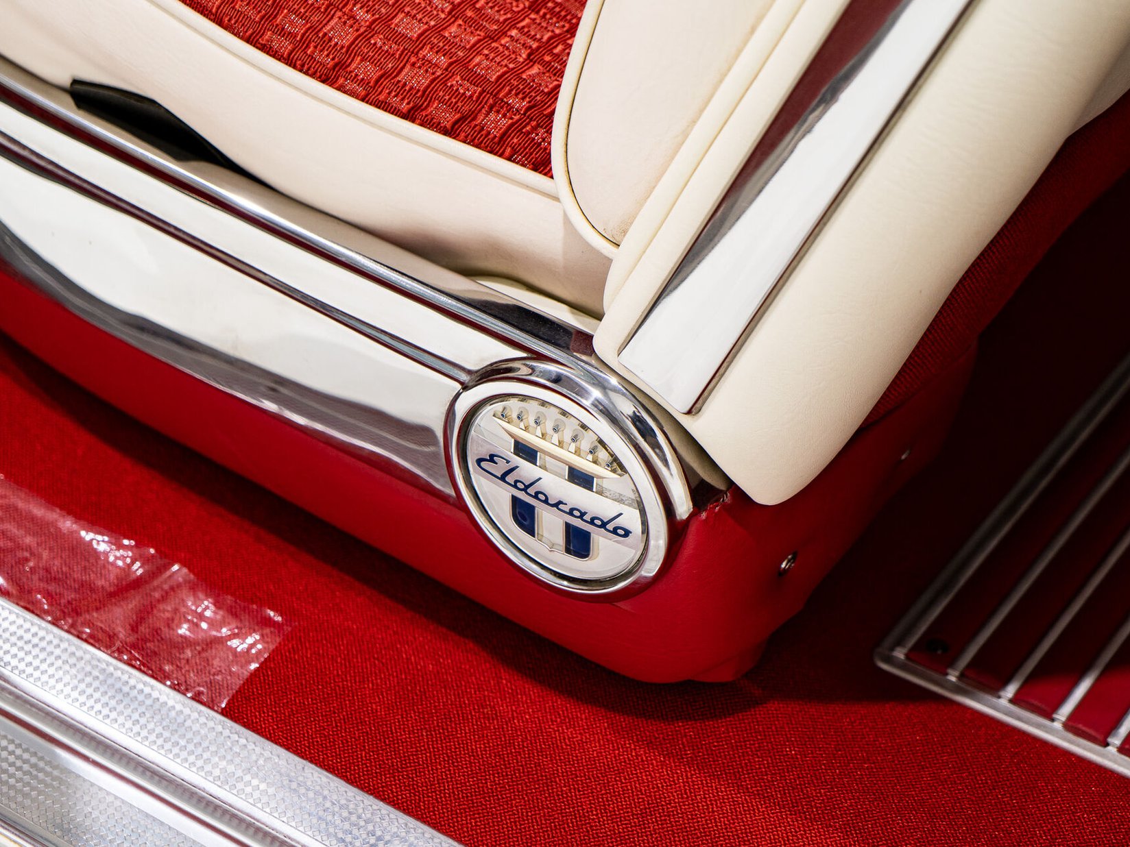 1956 Cadillac Eldorado Seville With Factory A/C | PRIX EN USD White Montreal - photo #80