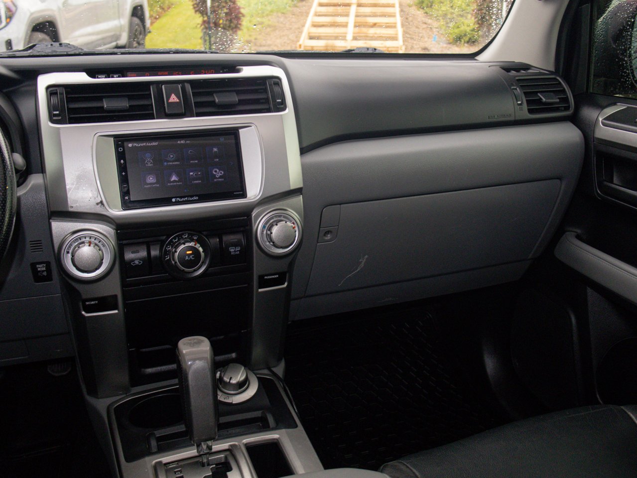 2013 Toyota 4Runner 4WD 4dr V6 SR5 Black Sherwood Park - photo #33