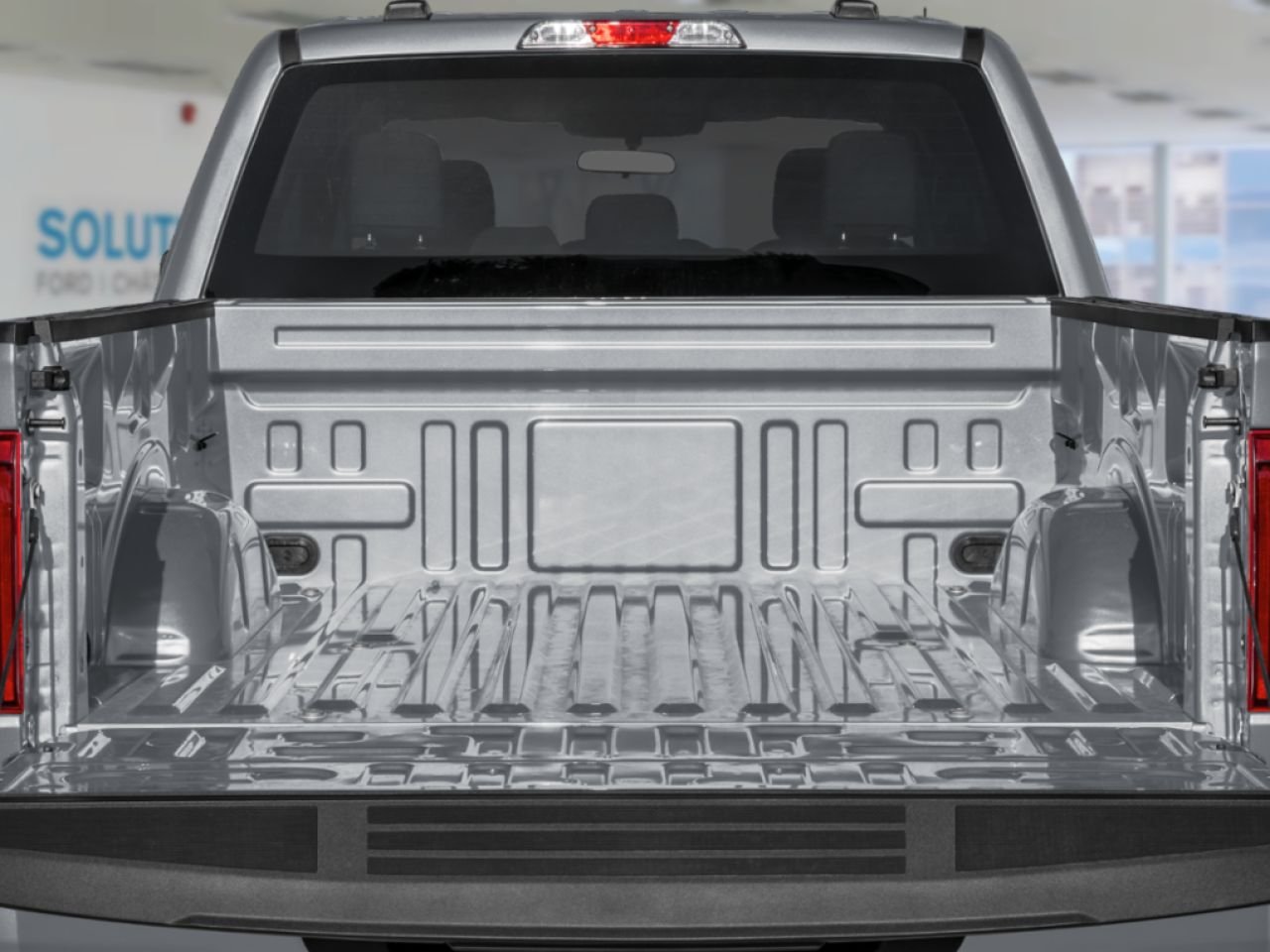 2026 Ford F-150 Grey Châteauguay - photo #9